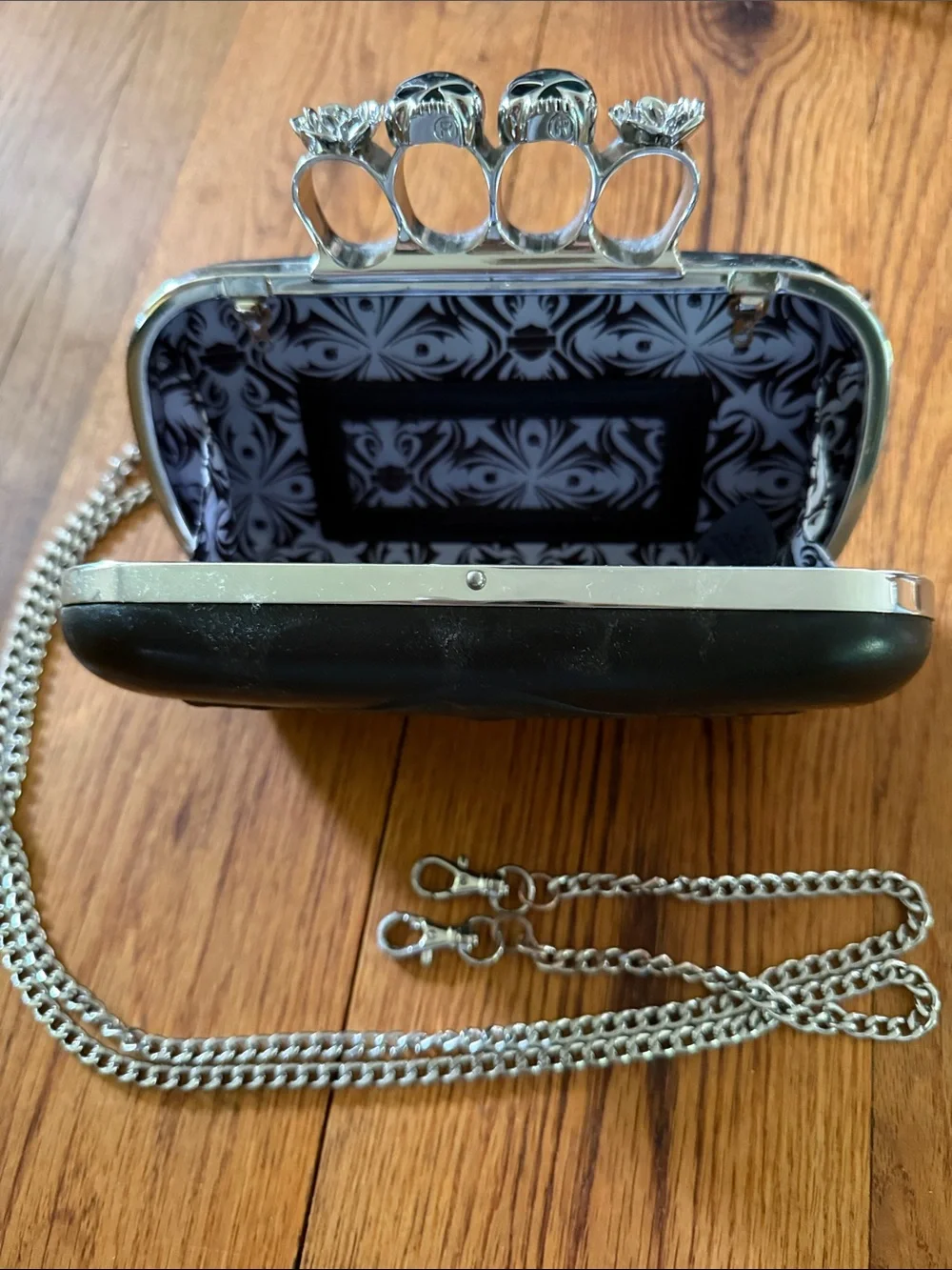 Harley Davidson Black Embossed Skull Knuckle Clutch with Chain